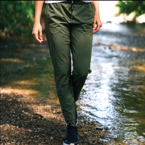ZYIA Pants - ⚡CCO SALE⚡NWOT 💥 ZYIA Olive Everywhere Pant, Size XXL
